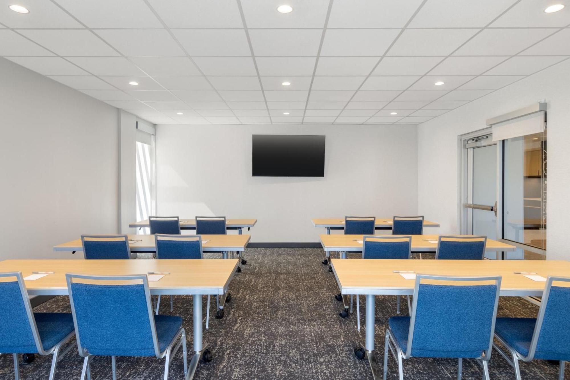 Towneplace Suites By Marriott Geneva At Spire Academy المظهر الخارجي الصورة